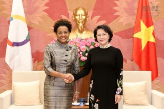 Chủ tịch Quốc hội Nguyễn Thị Kim Ngân tiếp Tổng Thư ký Pháp ngữ Michaëlle Jean